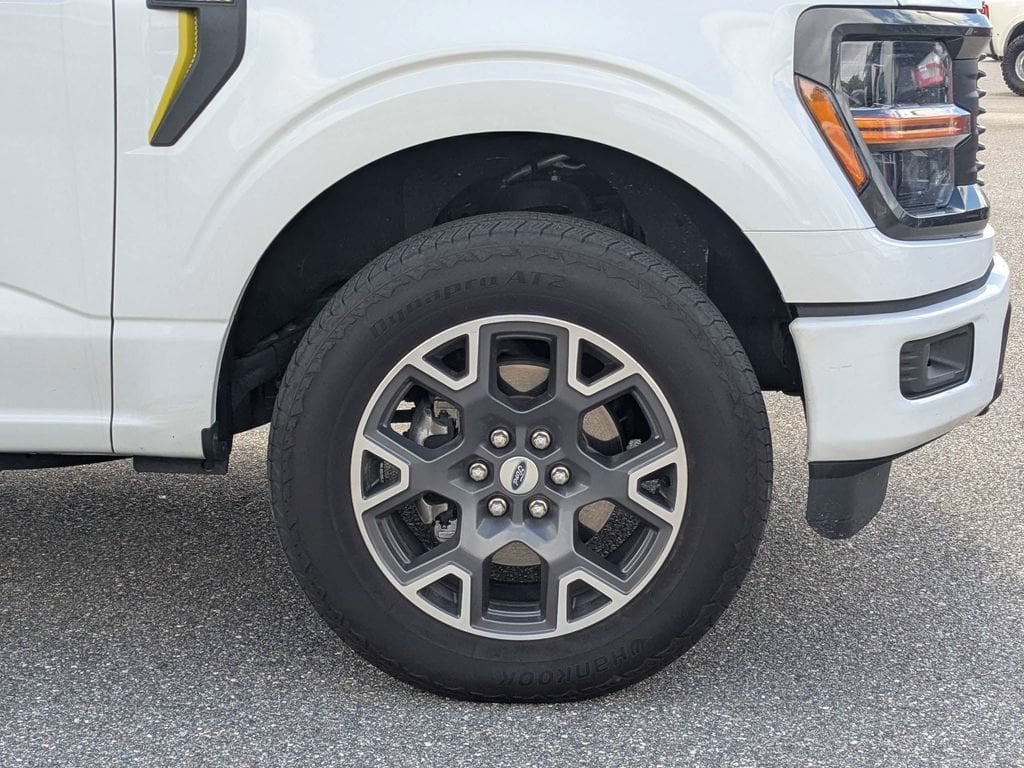 2025 Ford F-150 STX - Photo 9