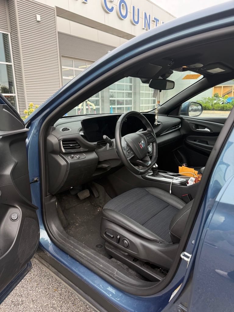 2025 Buick Envista Preferred - Photo 10