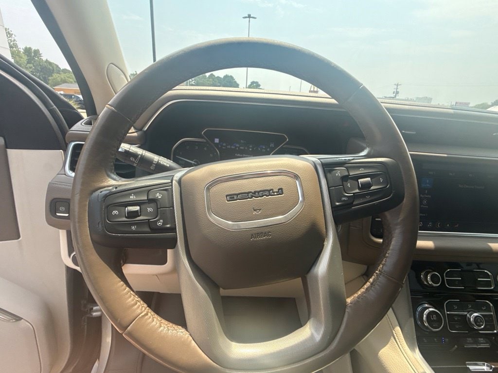 2021 GMC Yukon Denali - Photo 18