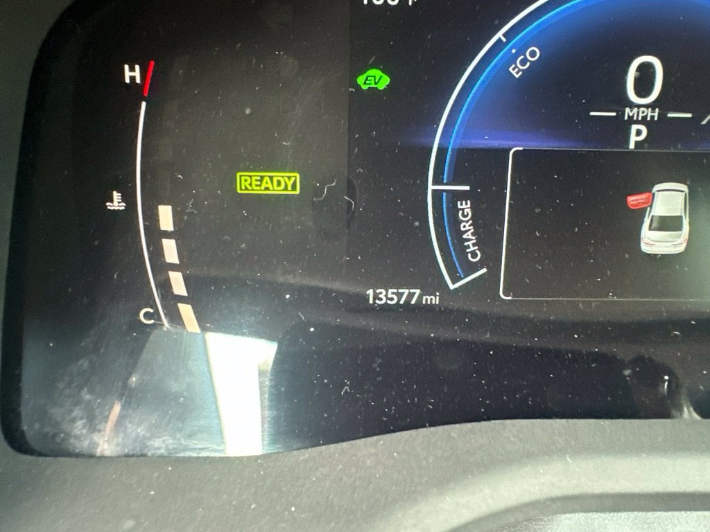 2026 Toyota Camry SE - Photo 17
