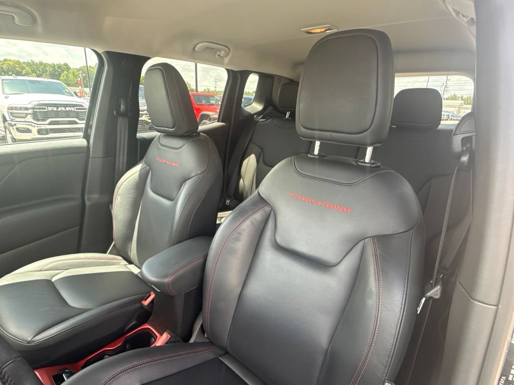 2022 Jeep Renegade Trailhawk - Photo 13