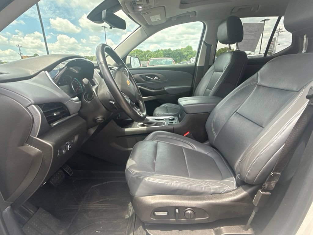 2021 Chevrolet Traverse Premier - Photo 12
