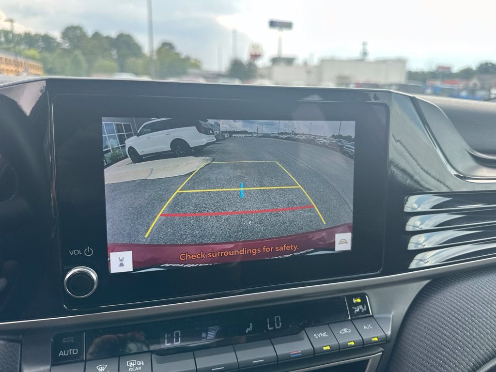 2026 Toyota Camry SE - Photo 19