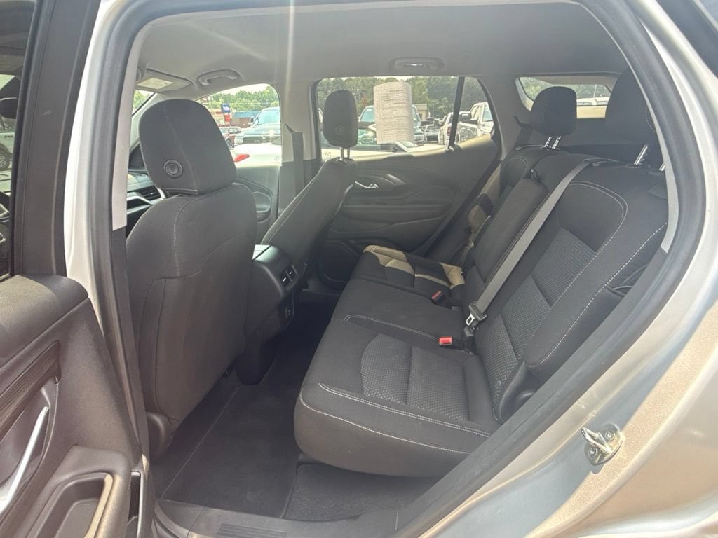 2022 GMC Terrain SLE - Photo 25