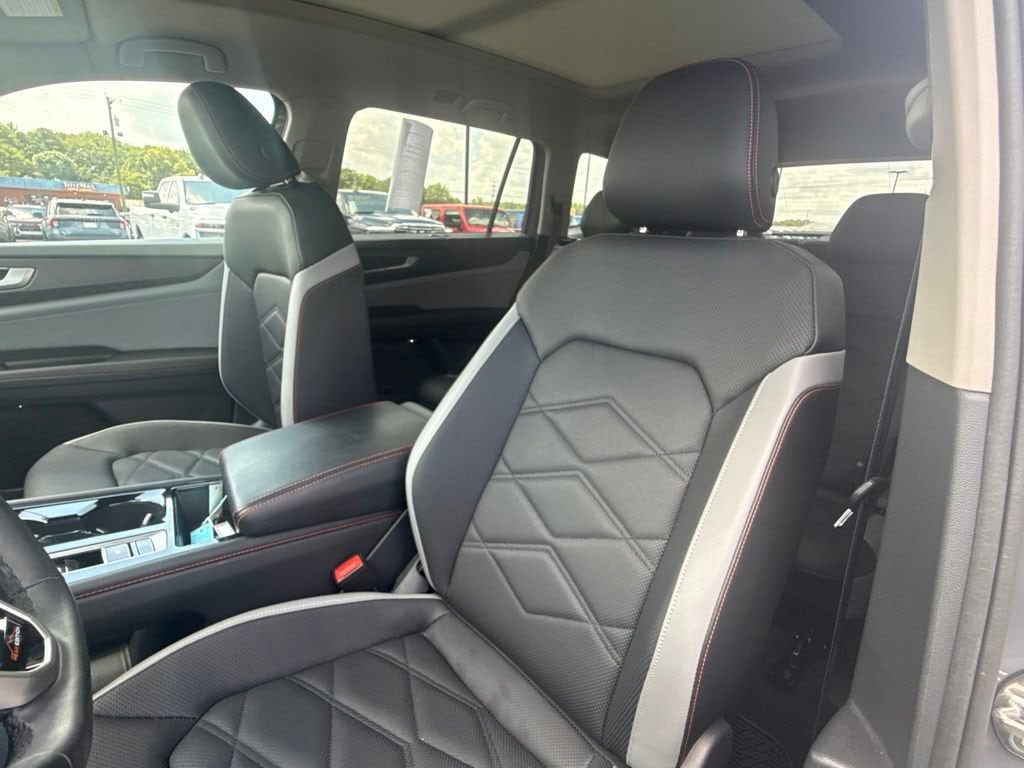 2025 Volkswagen Atlas Atlas Peak Edition - Photo 18