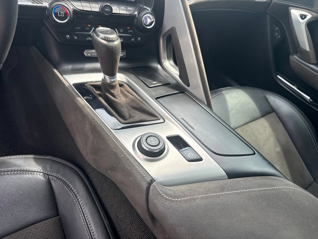 2017 Chevrolet Corvette 3LT - Photo 20