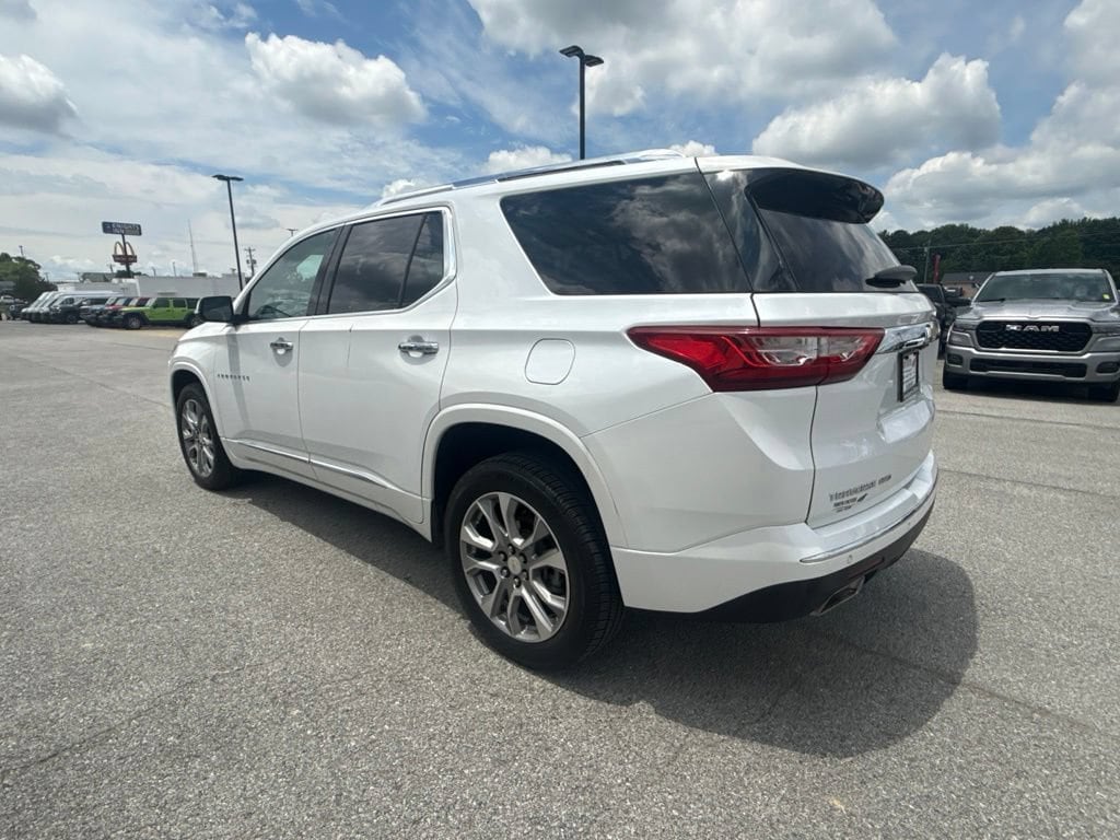 2021 Chevrolet Traverse Premier - Photo 6