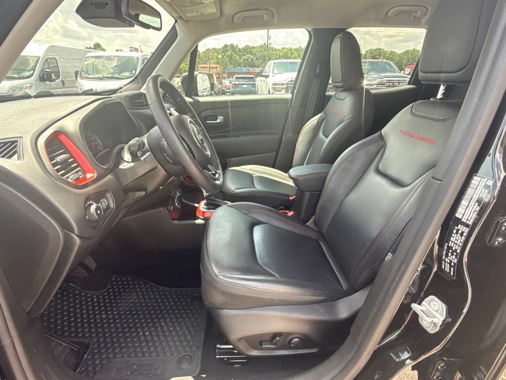 2022 Jeep Renegade Trailhawk - Photo 12