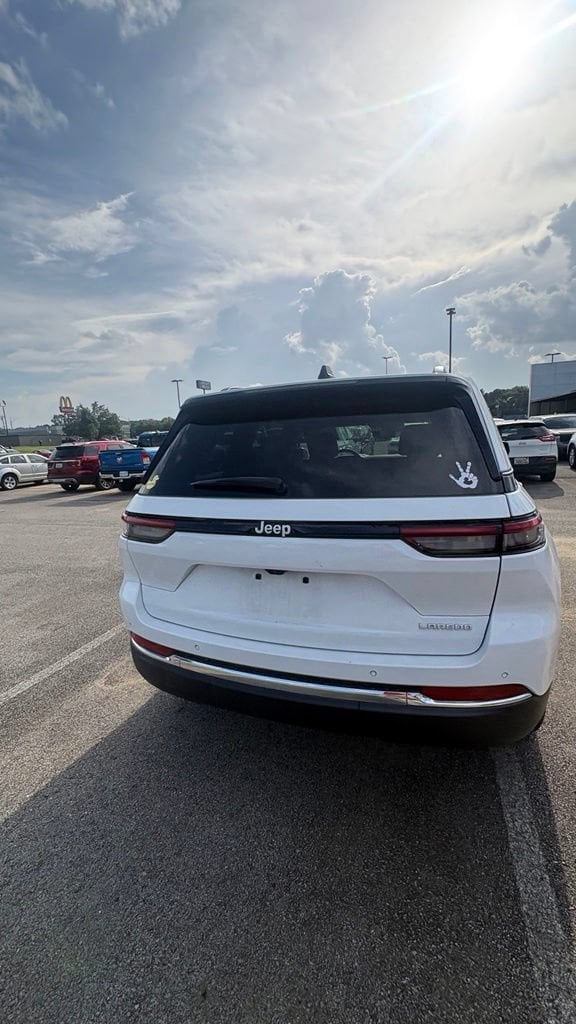 2024 Jeep Grand Cherokee Laredo - Photo 14