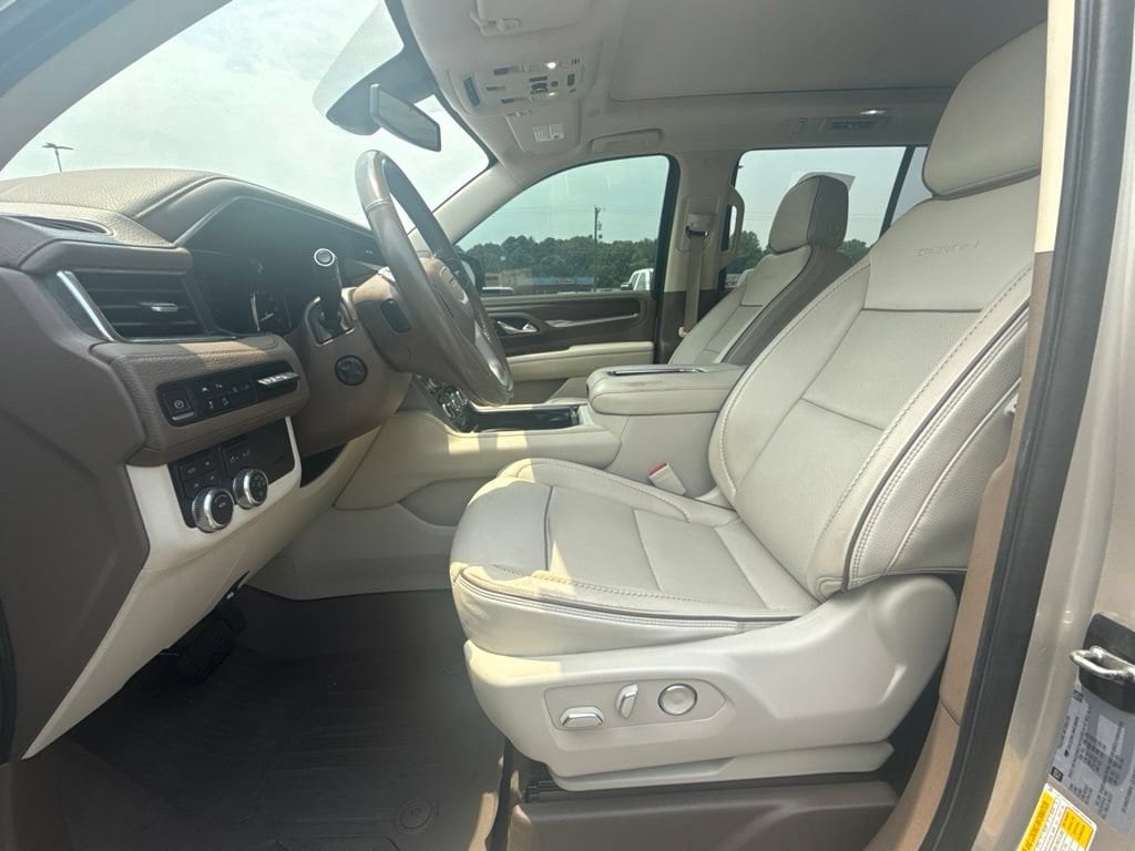 2021 GMC Yukon Denali - Photo 17