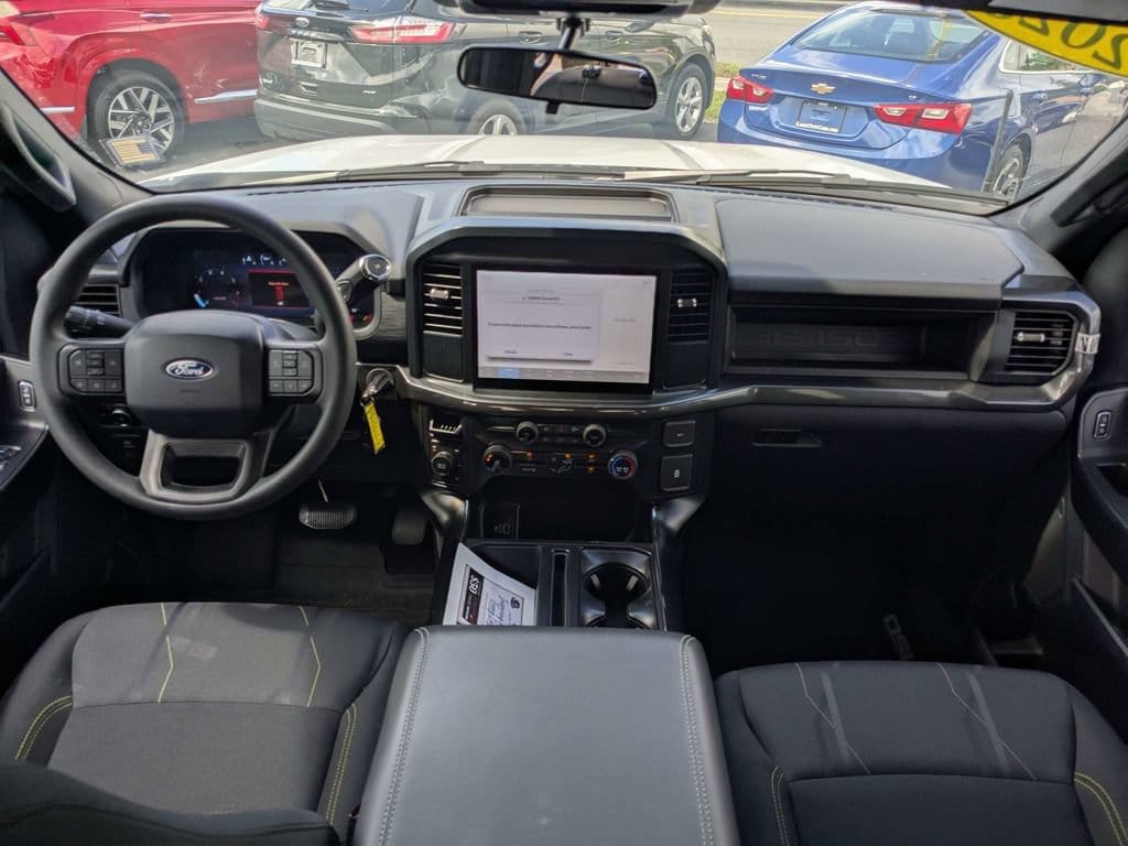 2025 Ford F-150 STX - Photo 13