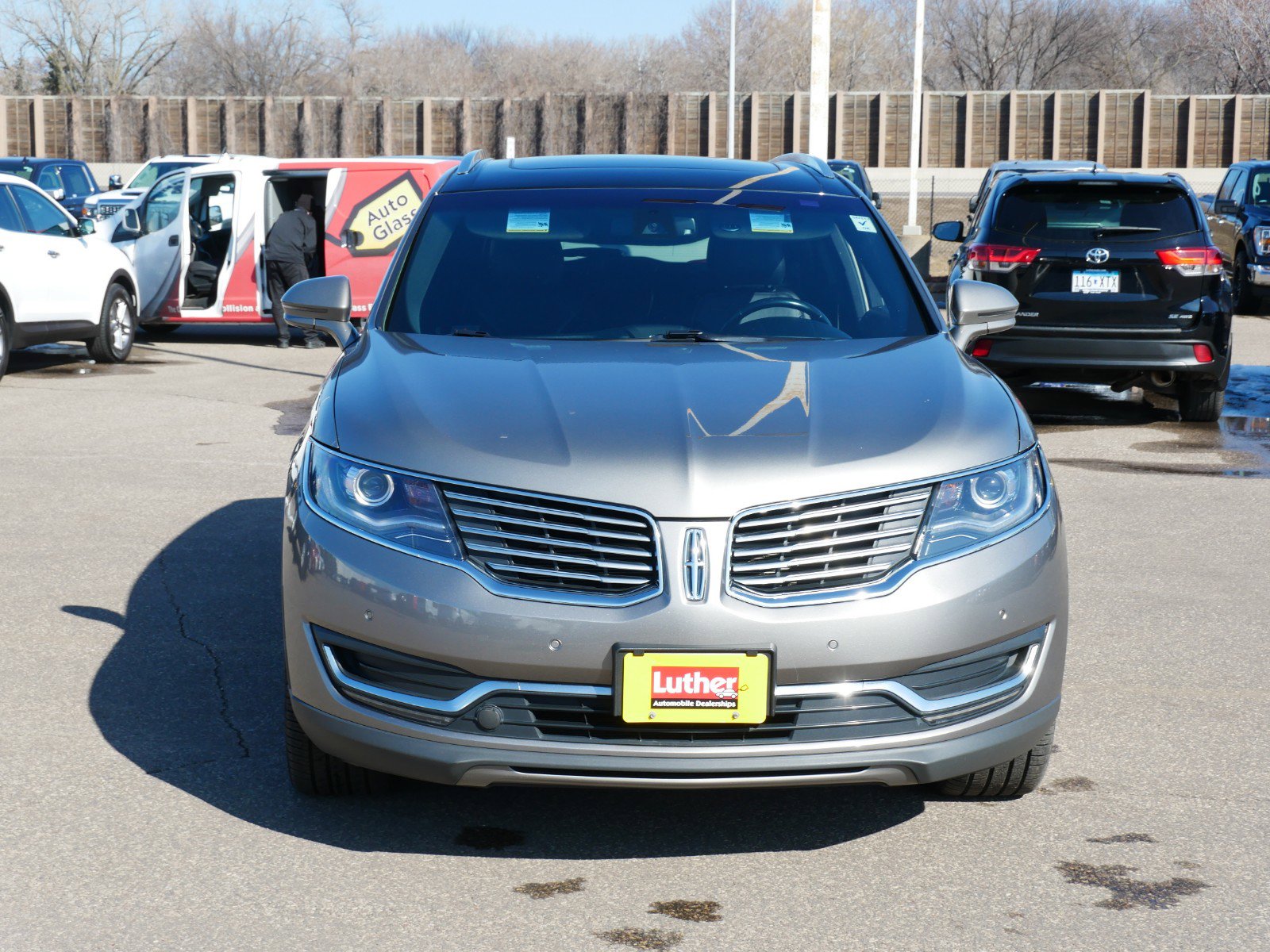 Used 2017 Lincoln MKX Reserve with VIN 2LMPJ8LR8HBL13084 for sale in Coon Rapids, Minnesota