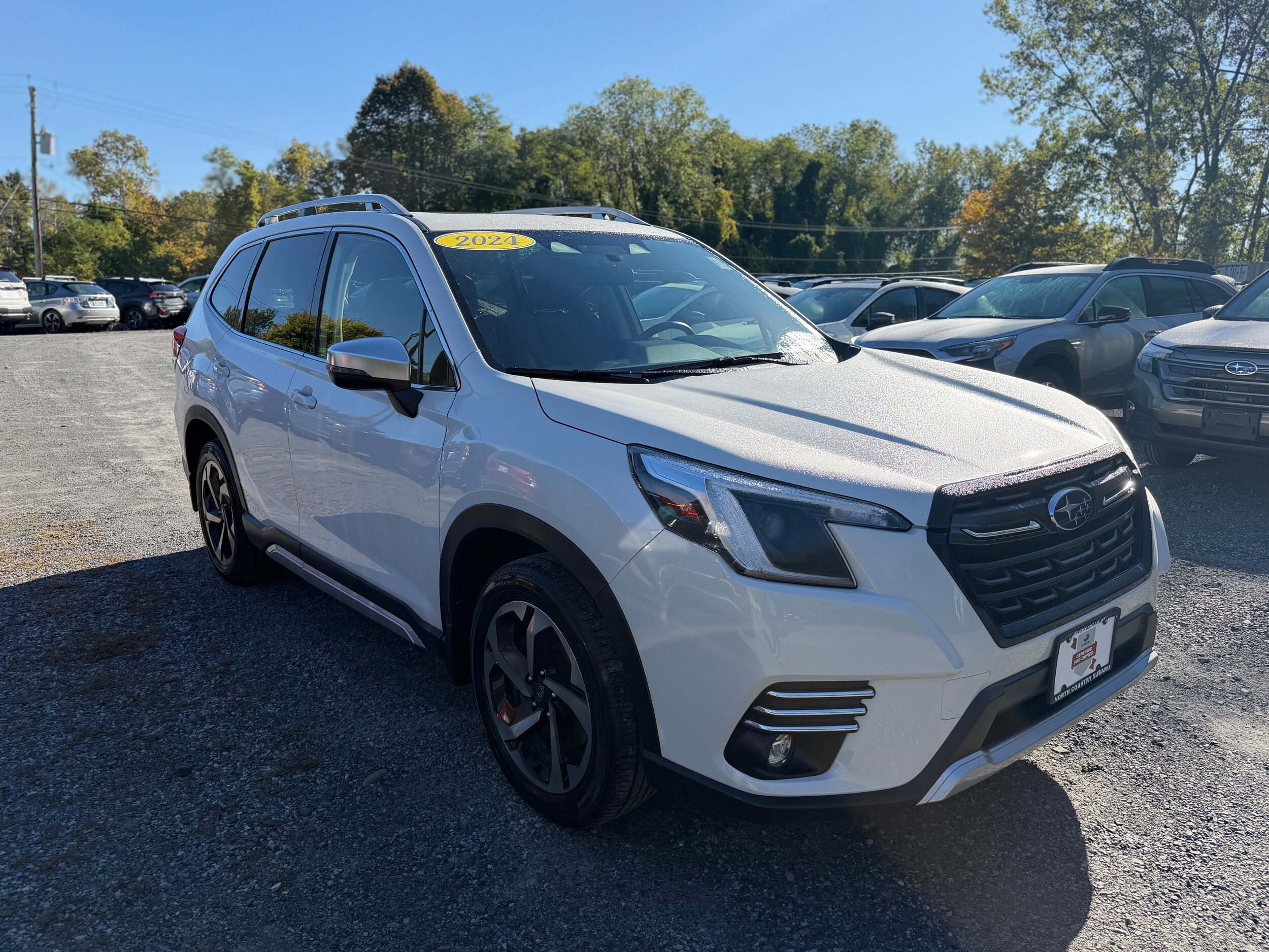 2024 Subaru Forester Touring photo 3