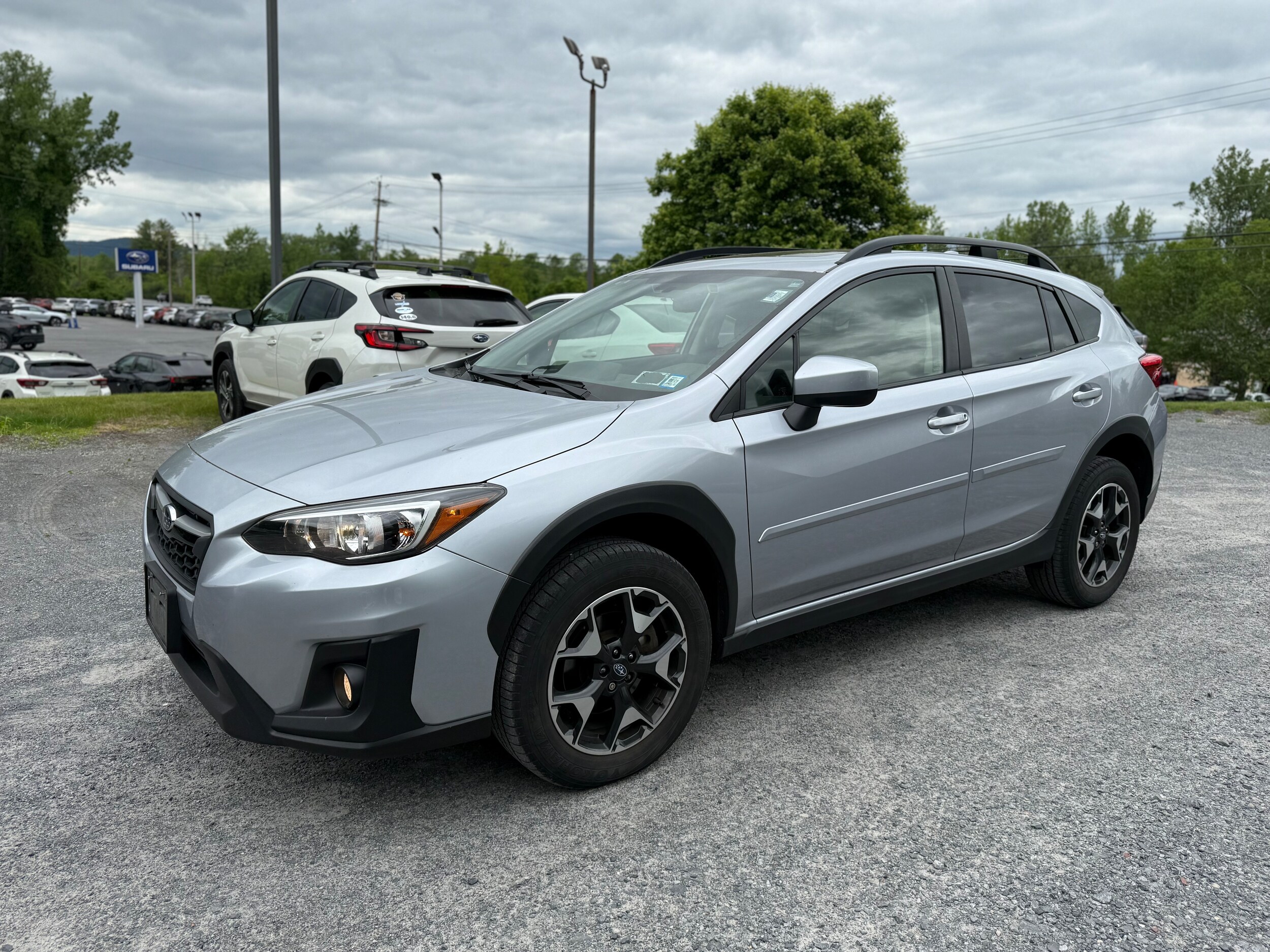 2020 Subaru Crosstrek Premium photo 2