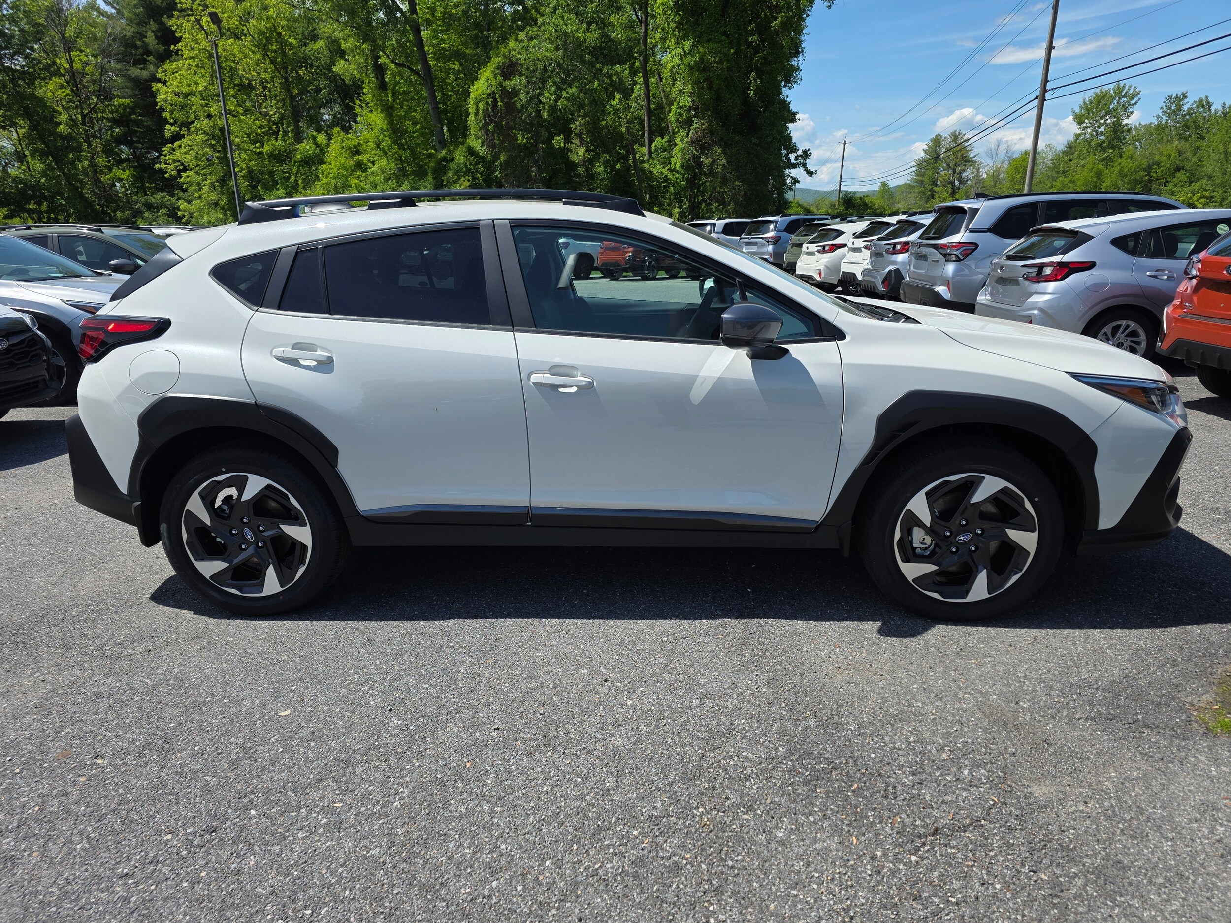 2025 Subaru Crosstrek Limited photo 3