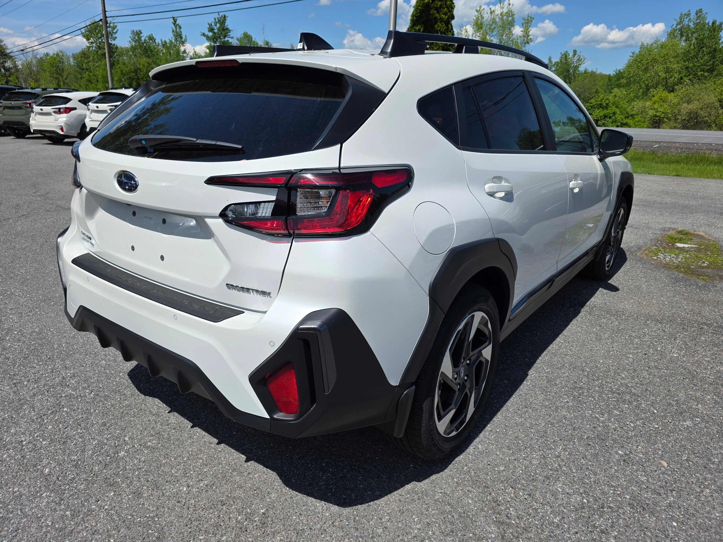 2025 Subaru Crosstrek Limited photo 4