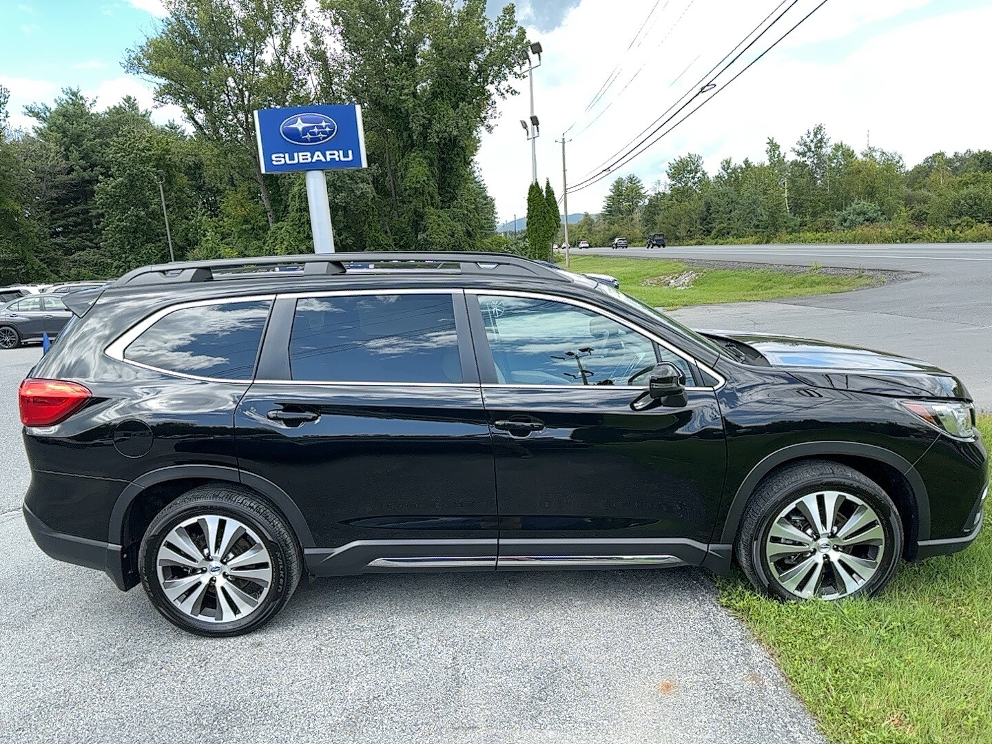 Used 2022 Subaru Ascent Limited with VIN 4S4WMAPD3N3423363 for sale in Queensbury, NY