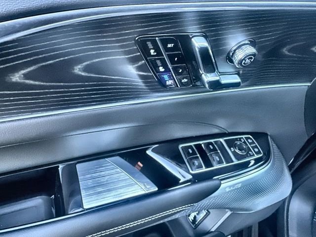 2026 Cadillac LYRIQ V - Photo 24