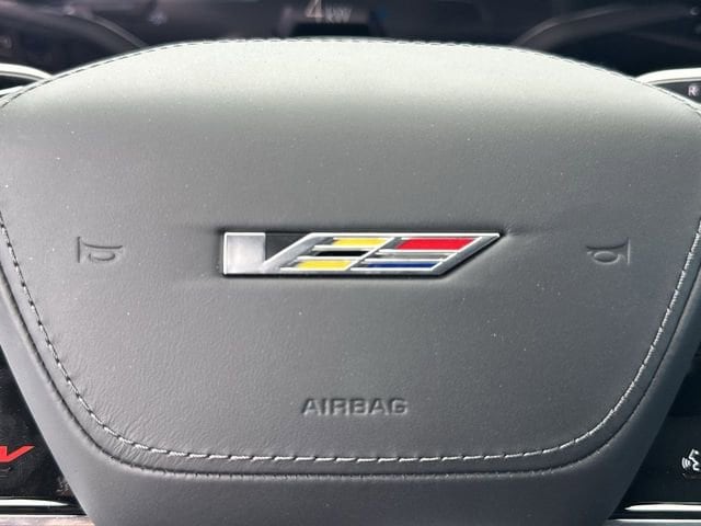 2026 Cadillac LYRIQ V - Photo 17