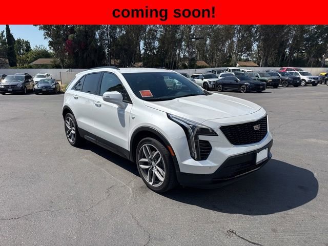 2023 Cadillac XT4 Sport photo 2