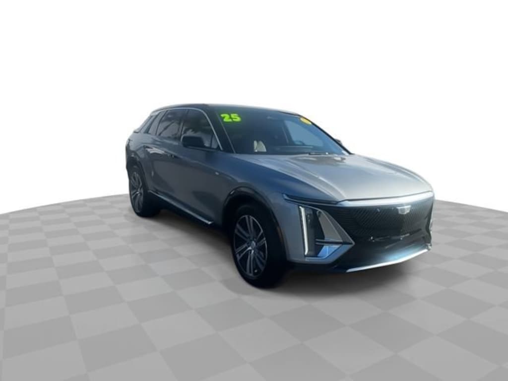 New 2025 CADILLAC LYRIQ Luxury 1 SUV