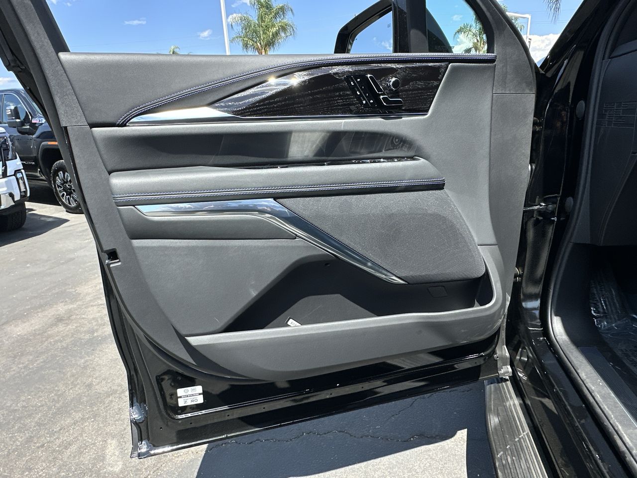 2026 Cadillac Escalade IQ Sport - Photo 59