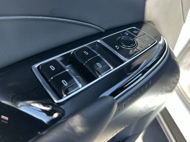 2026 Cadillac LYRIQ Luxury - Photo 24