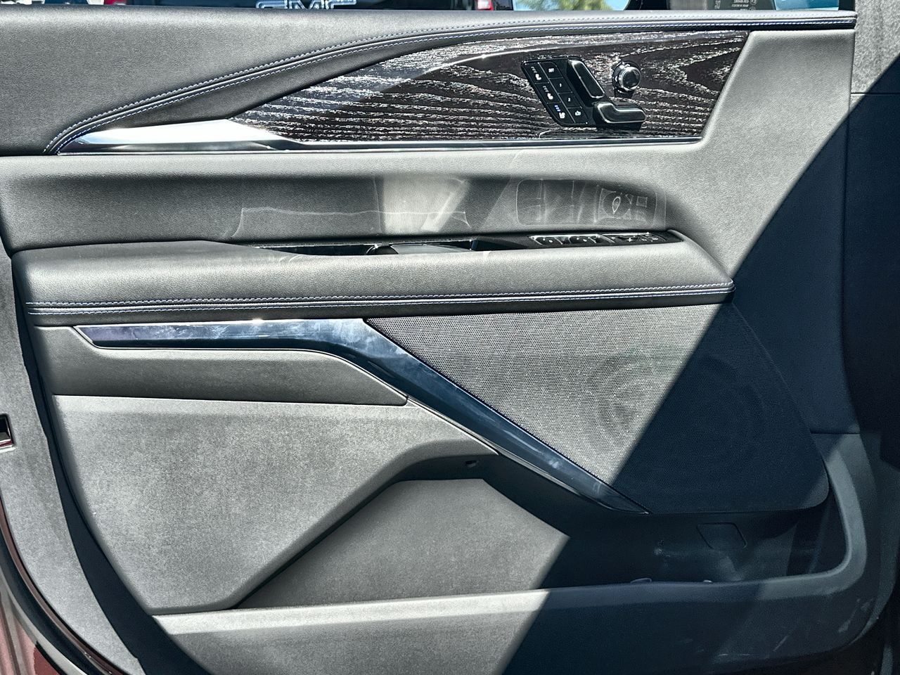 2026 Cadillac Escalade IQ Sport - Photo 59