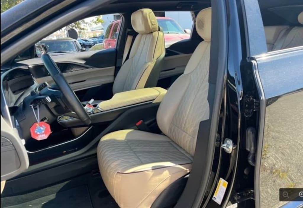 Certified 2024 CADILLAC LYRIQ Sport 3 SUV