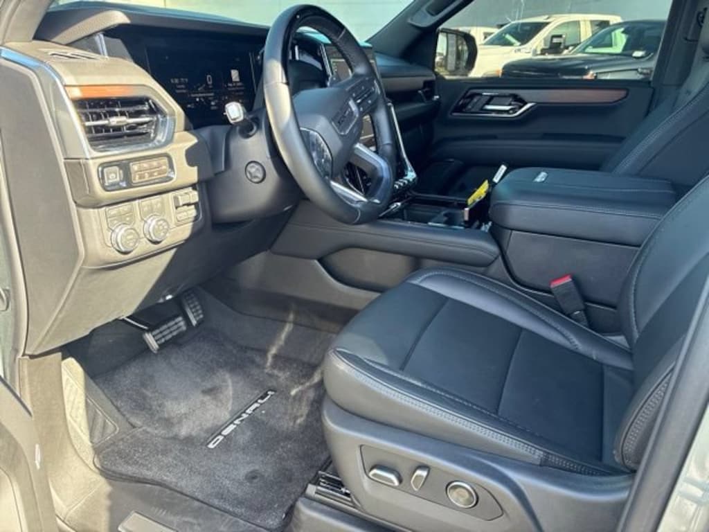 Used 2026 GMC Yukon XL Denali SUV