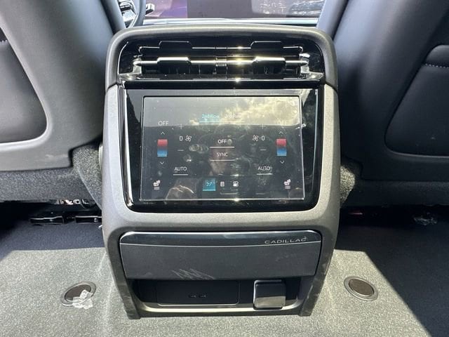 2026 Cadillac Escalade IQ Sport - Photo 22