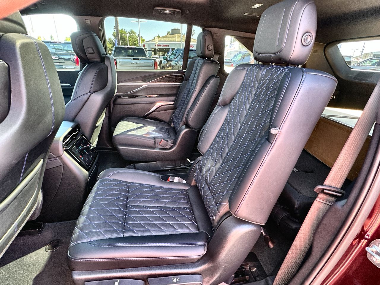 2026 Cadillac Escalade IQ Sport - Photo 62