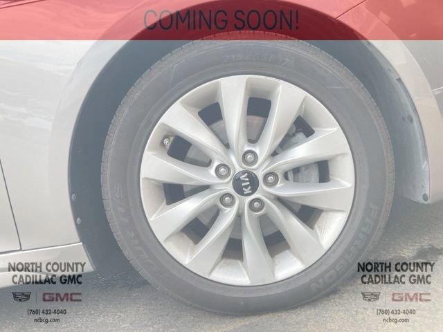 2018 Kia Optima EX photo 3