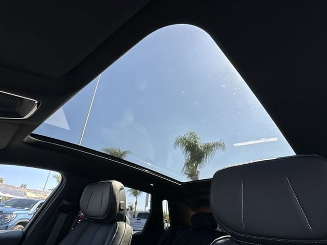 2026 Cadillac LYRIQ Luxury - Photo 19
