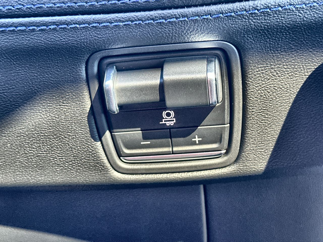 2026 Cadillac Escalade IQ Sport - Photo 53