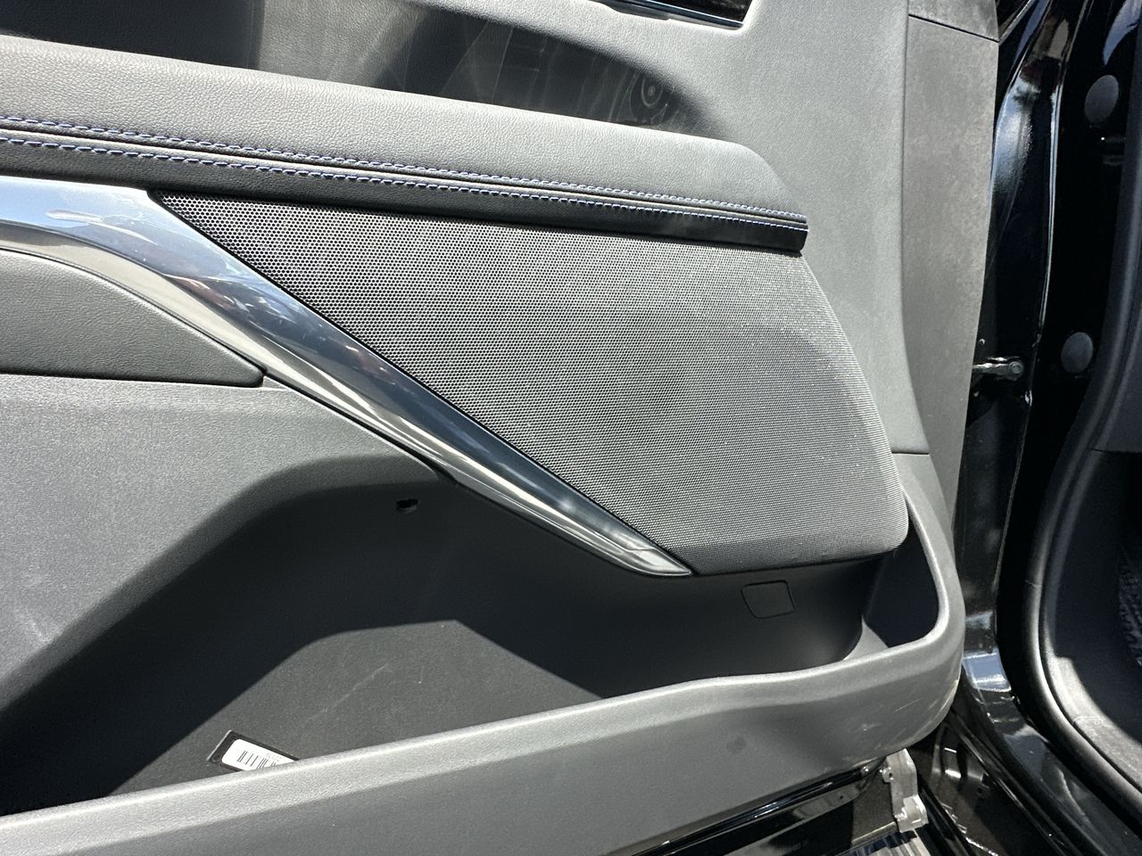 2026 Cadillac Escalade IQ Sport - Photo 61