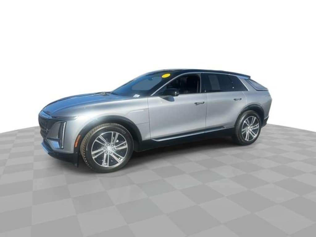 New 2025 CADILLAC LYRIQ Luxury 1 SUV