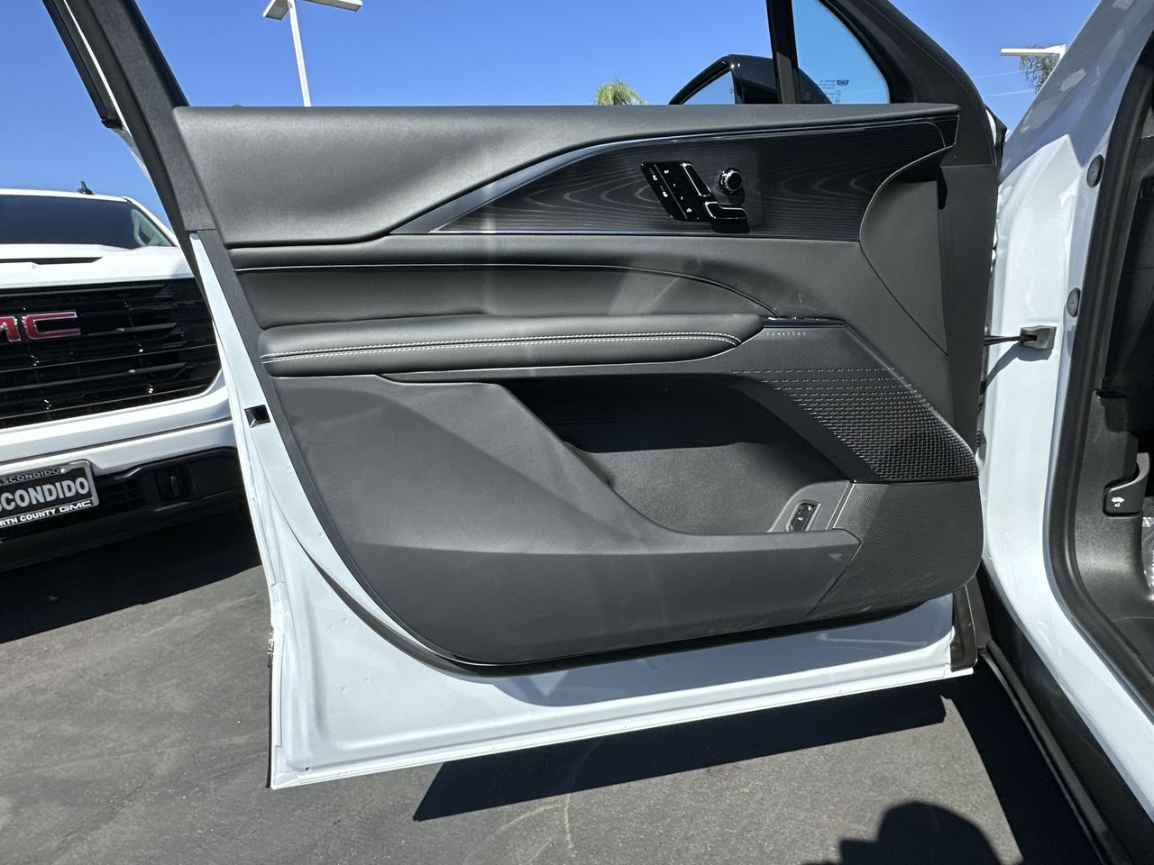2026 Cadillac LYRIQ Luxury - Photo 59