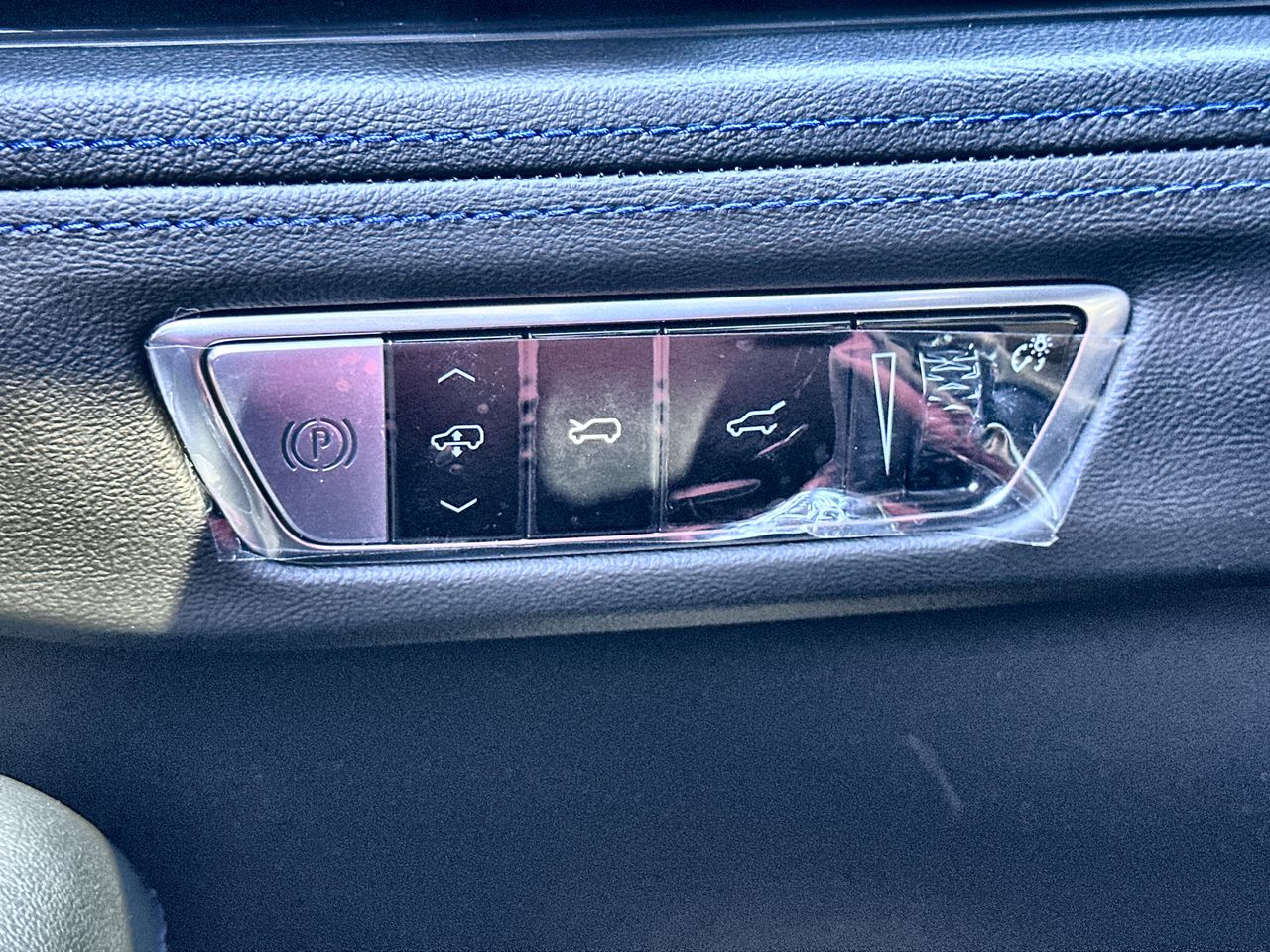 2026 Cadillac Escalade IQ Sport - Photo 54