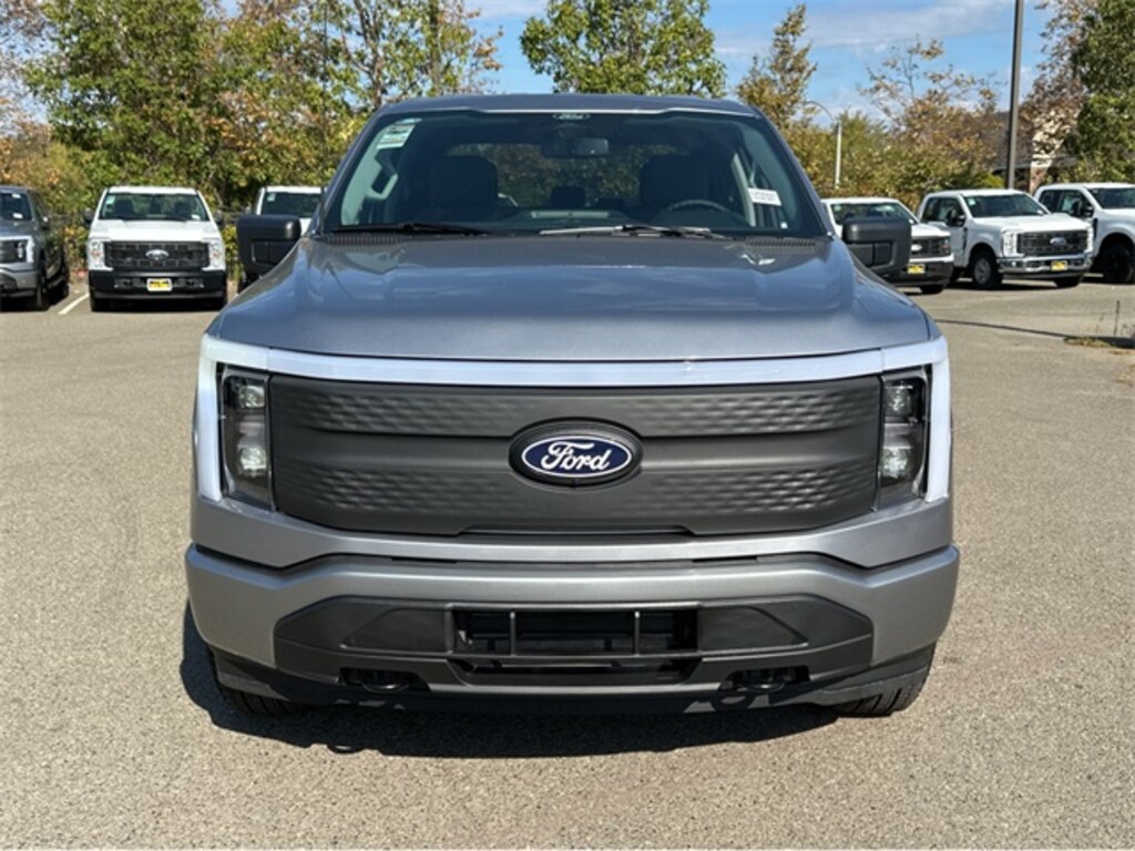 New 2025 Ford F-150 Lightning XLT Truck SuperCrew Cab