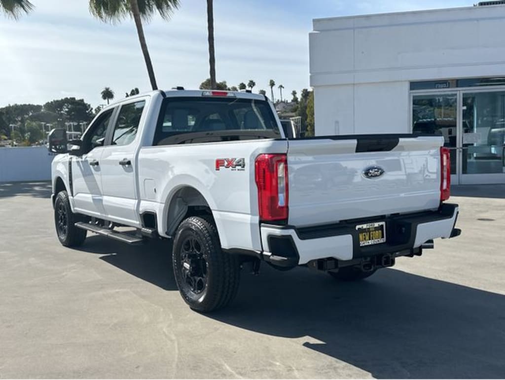 New 2026 Ford F-250 Truck Crew Cab