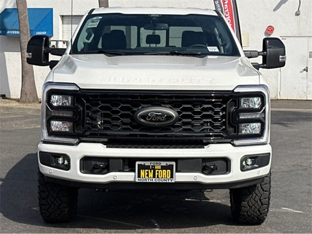 New 2025 Ford F-250 Truck Crew Cab