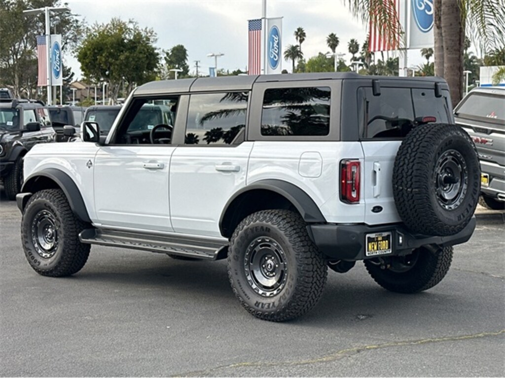 New 2025 Ford Bronco Outer Banks SUV