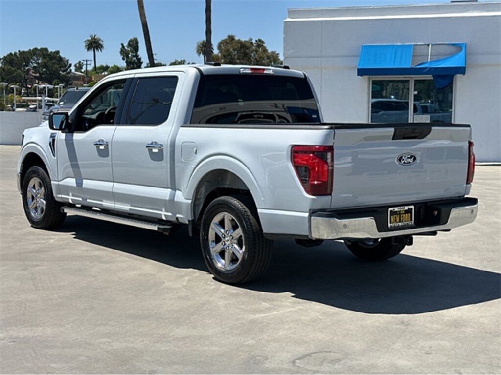 New 2025 Ford F-150 XLT Truck SuperCrew Cab