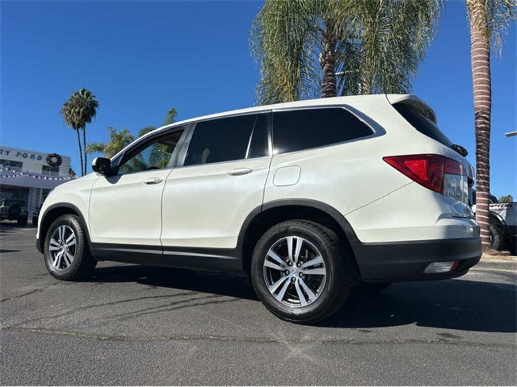 Used 2018 Honda Pilot EX FWD SUV