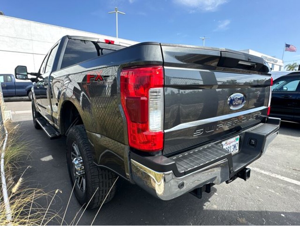 Used 2018 Ford F-350 Truck Crew Cab