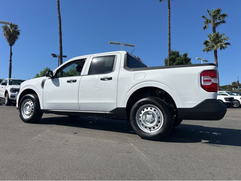 New 2026 Ford Maverick XL Truck SuperCrew