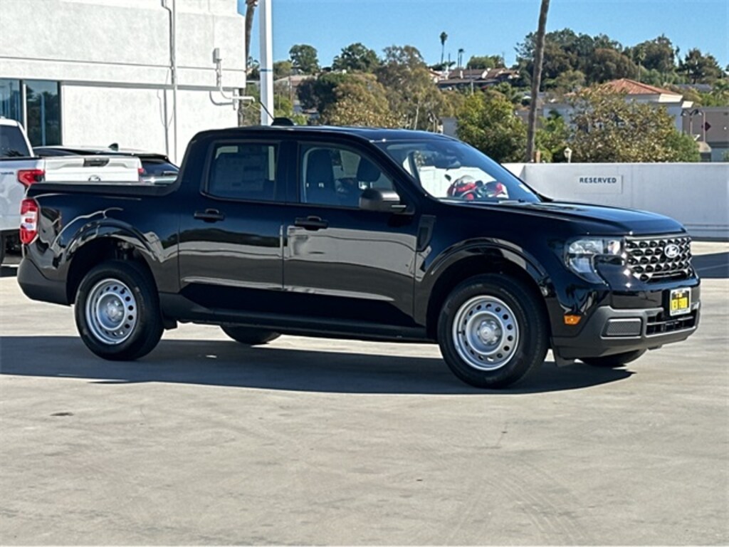 New 2025 Ford Maverick XL Truck SuperCrew