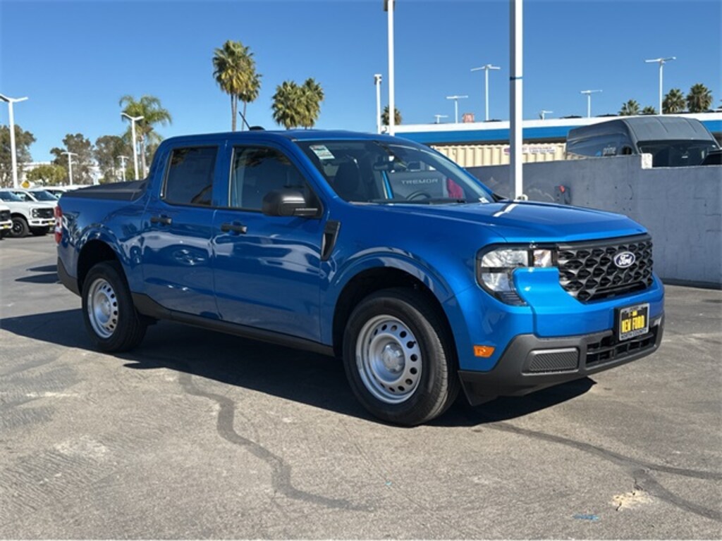 New 2025 Ford Maverick XL Truck SuperCrew