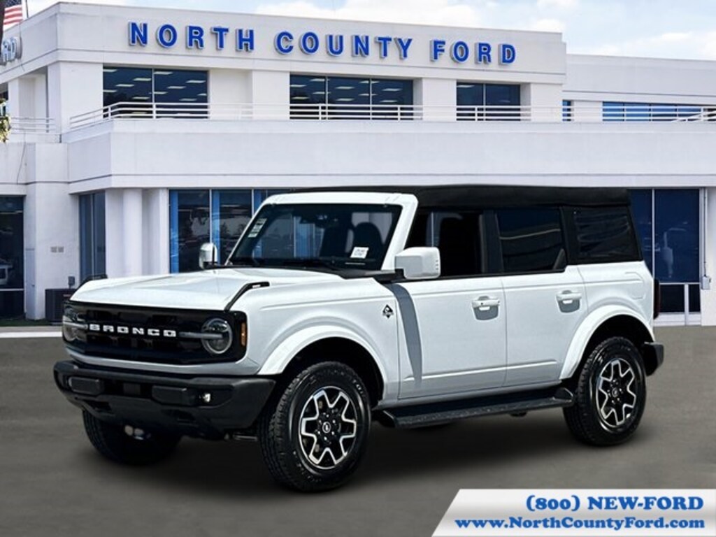 New 2025 Ford Bronco Outer Banks SUV